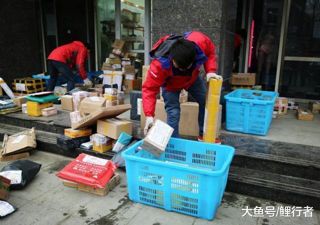 镇上的圆通快递转让费25万,每天派送五六百件,能接手吗?