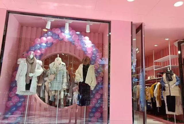服装店开业活动怎么做?这些方法吸引顾客最有效