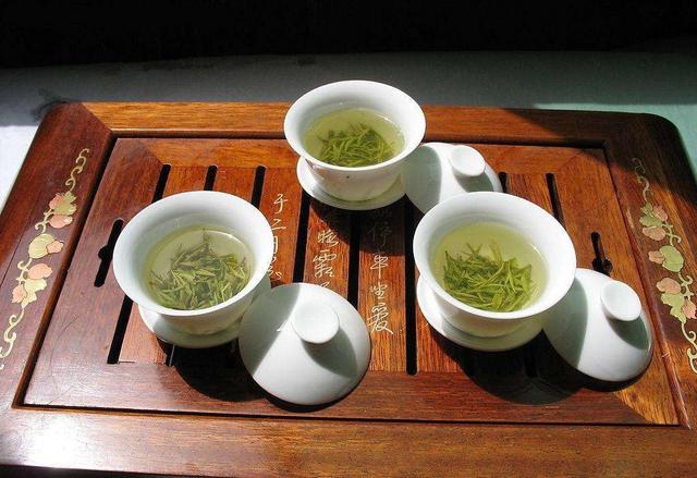 又发现一桩暴利生意!卖茶叶卖出三千万,比银行还赚钱
