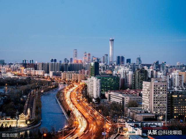 96年中国第一家网吧!10小时网费抵北京一套房,网友:是我的青春