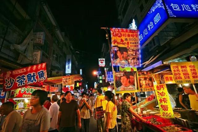 烧烤小摊位成为夏天高利润行业,月入2万元很正常!