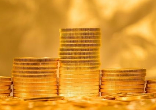 国际金价突破每盎司2700美元：黄金闪耀历史巅峰！
