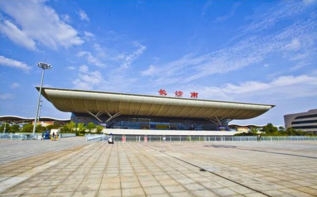 高铁时代,这5座城市将率先崛起,看看你家乡上榜了吗?