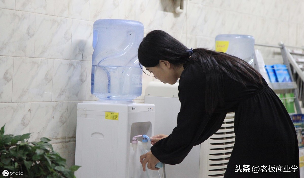 桶装水营销案例：看似赔钱的生意，结果却赚10几万元