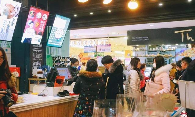 新开甜品店引流方案环环相扣,打败4家同行老店,新老客户不断