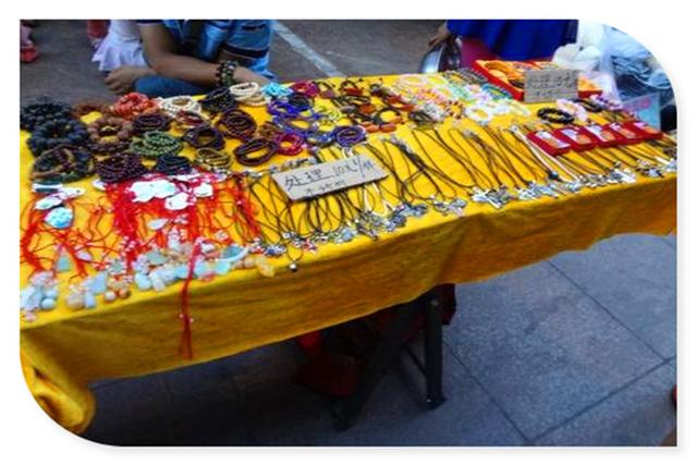 听说允许摆地摊了,那摆地摊买一些什么好呢?推荐几种供参考