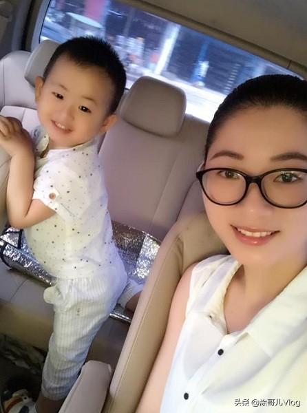 宝妈辞职在家带娃无收入,在家做什么能赚钱?干货告诉你