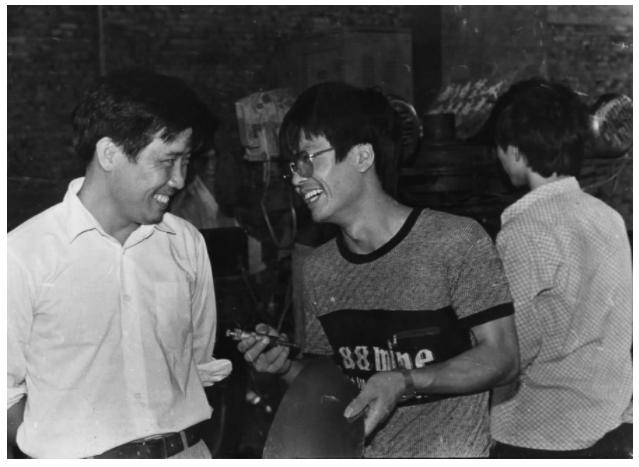 三次创业失败,从地下室起家,如今他身家430亿