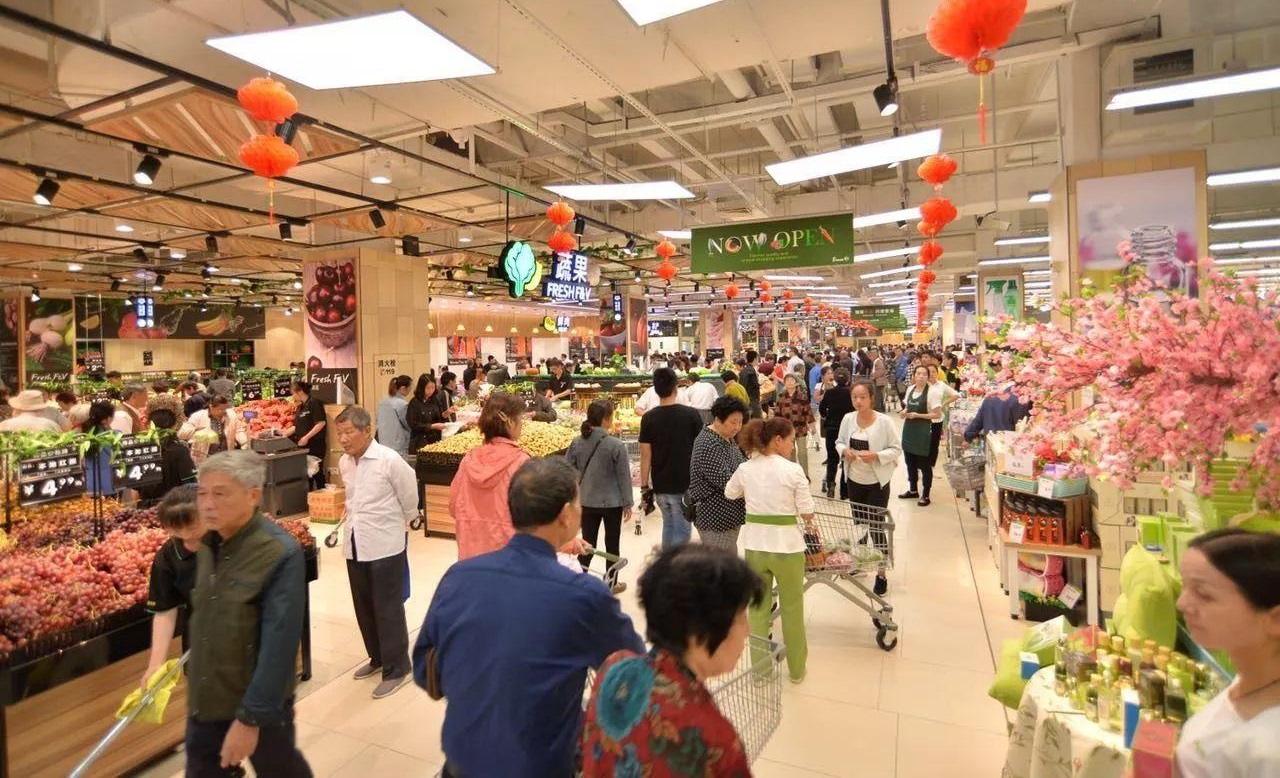 这家超市老板太厉害了!刚开业就引爆客流,收入200多万
