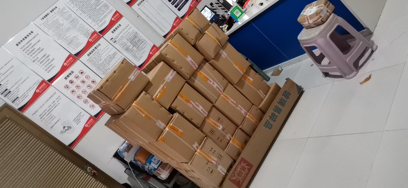 快递员一个月能拿多少工资?快递小哥说出了心里话!