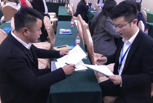 蓝店区域加盟条件及费用,2020年有什么政策支持代理商不?