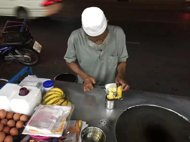 摆地摊卖什么的最赚钱?