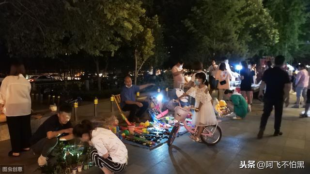 地摊生意什么最好卖，不怕压货的地摊小生意推荐