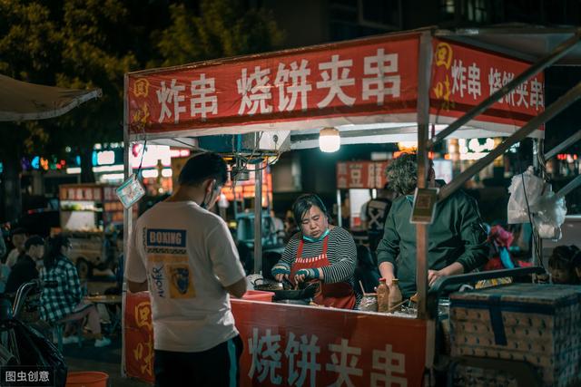 摆地摊小吃什么好卖?推荐6道成本低街边小吃,摆摊方便生意好