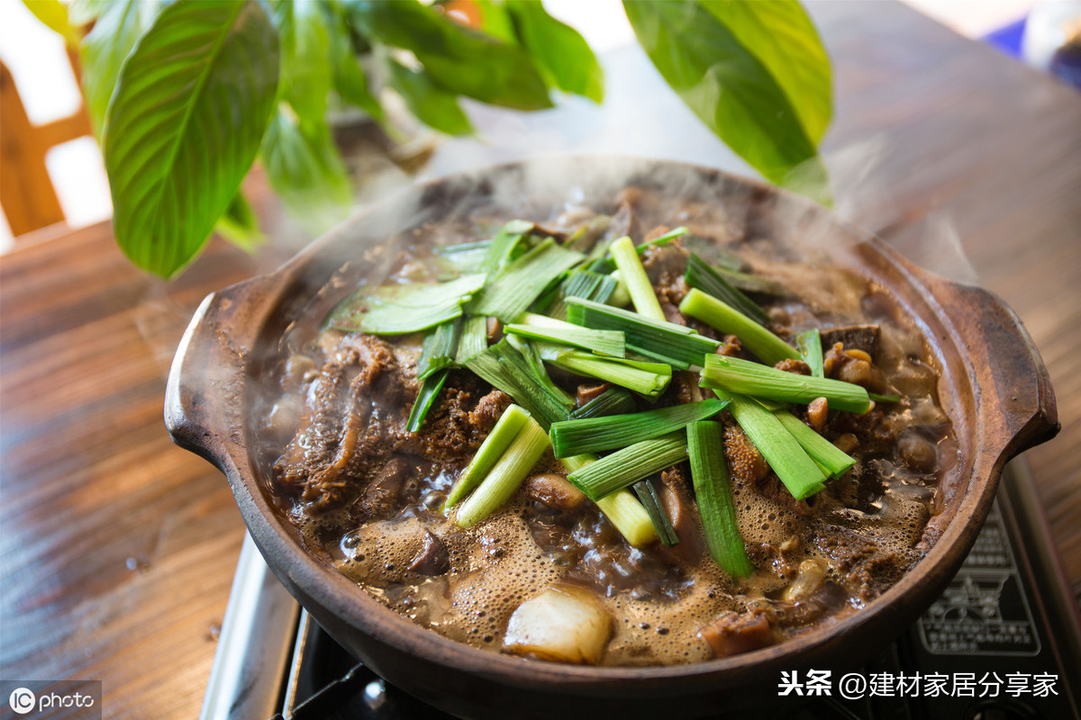 2020年街边摆摊做小吃,月入过万6个不起眼的暴利小生意