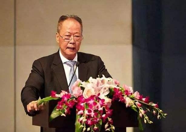 又一富豪“出走中国”?在国内捞金390亿,如今却已是加拿大国籍